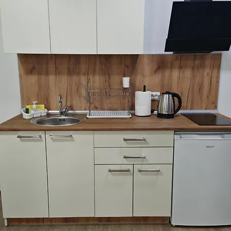 Six Windows Apartment Backa Topola