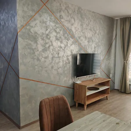 Six Windows Apartment Backa Topola