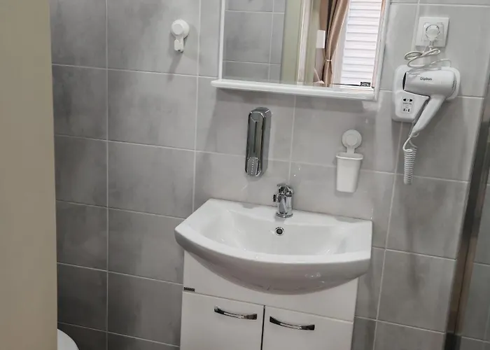 Six Windows Апартаменты *