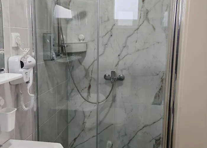 Six Windows * Бачка-Топола