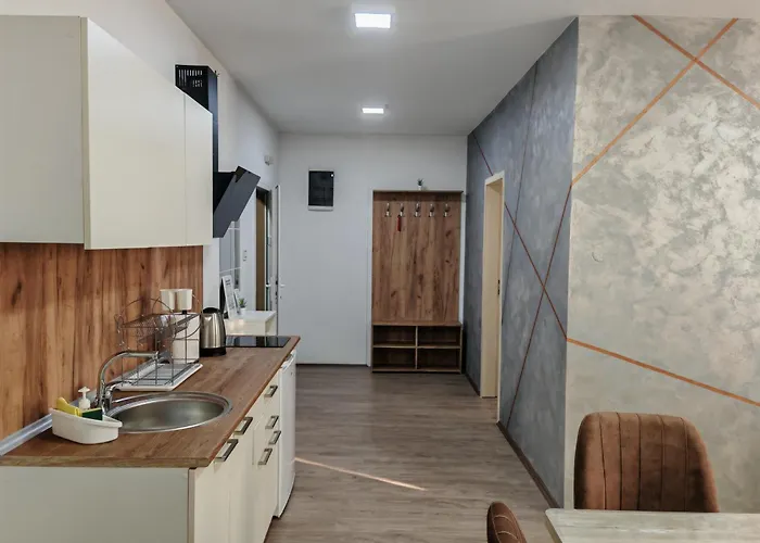 Six Windows * Бачка-Топола